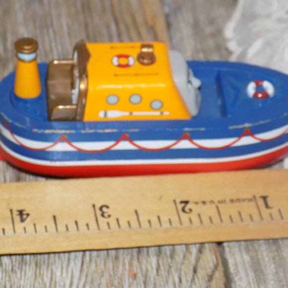 Captain Thomas & Friends Take n Play Diecast Train 2012 Cake Topper Toy * - Picture 3 of 7